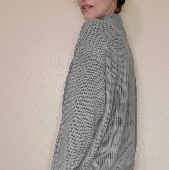 M Forever 21 sage green knit sweater loose boxy - Picture 7 of 8